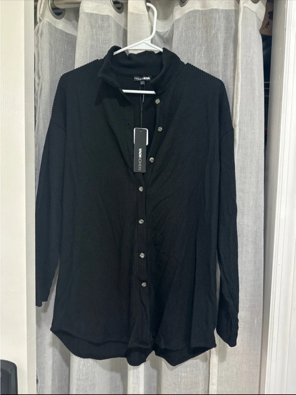 Fashion Nova Black Casual Button-Down Long Sleeve Shirt